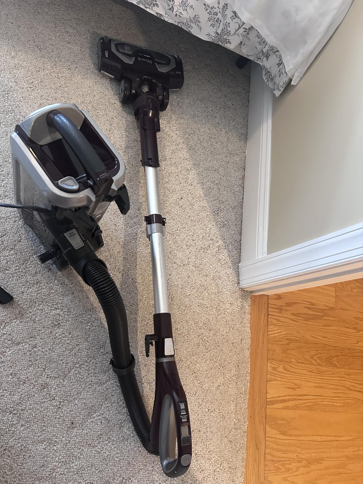 Lift-Away Upright Vacuum with HEPA Filter